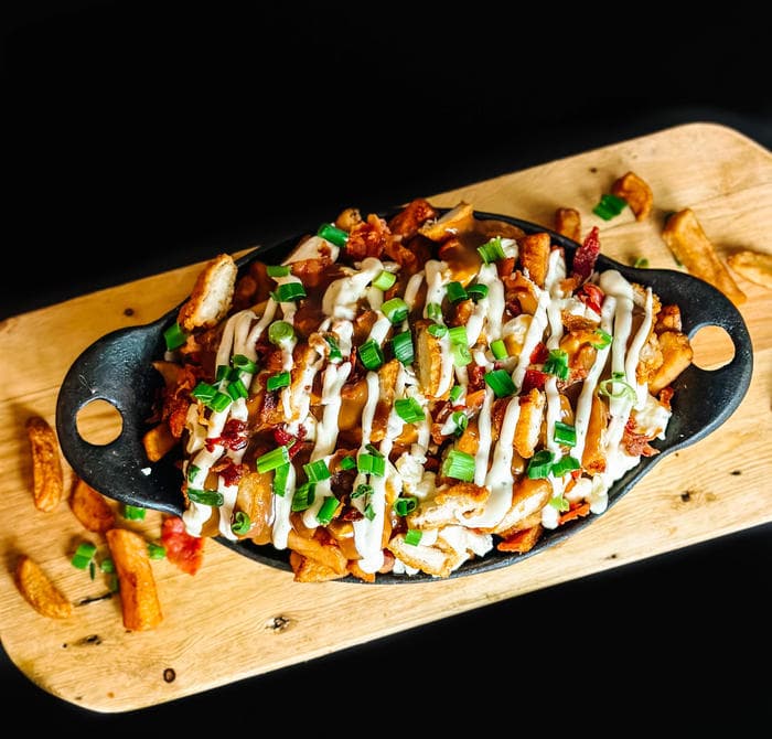 2 POUR 1 POUTINE POULET RANCH BACON