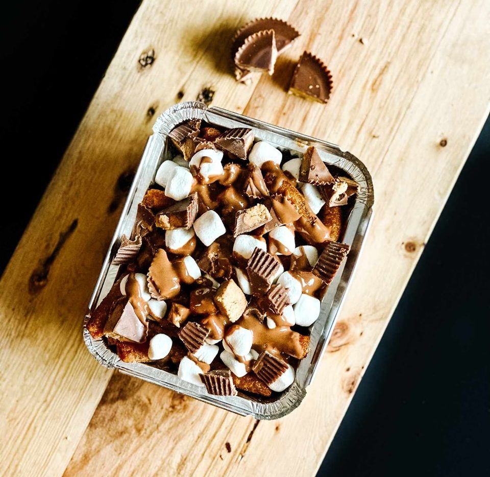 Poutine_Dessert-aspect-ratio-264-257